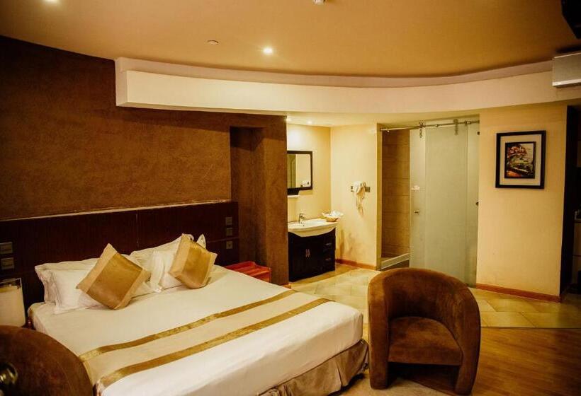 سوییت لوکس, Sg Premium Resort
