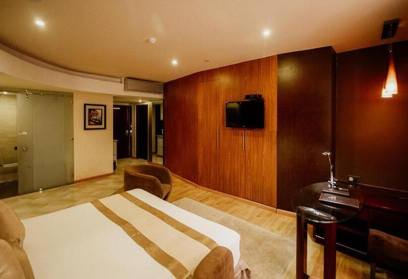 سوییت لوکس, Sg Premium Resort