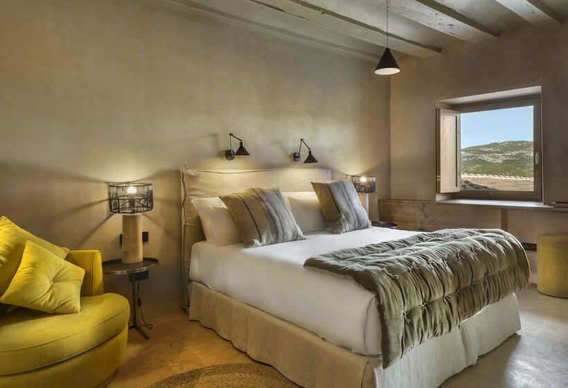 Номер Стандарт Трехместный, Torre Del Marqués Hotel Spa & Winery   Small Luxury Hotels