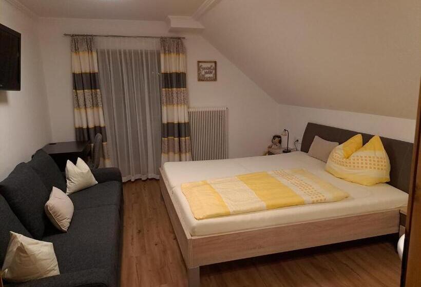 Апартаменты 2 Спальни, Biobauernhof Tonimörtl