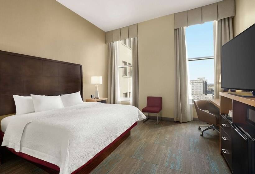 스탠다드 룸 킹사이즈 침대, Hampton Inn & Suites New Orleans Downtown