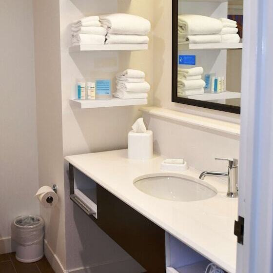 اتاق استاندارد با 2 تخت دوبل, Hampton Inn & Suites Bethlehem