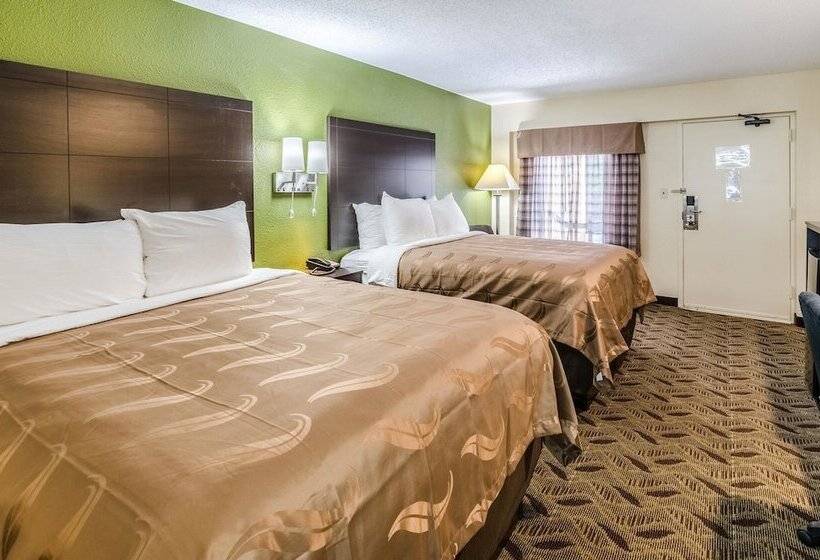스탠다드 룸 더블 침대 2개, Quality Inn Tanglewood