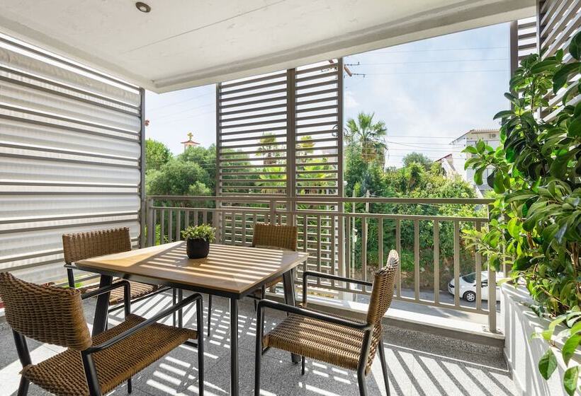 Студия Стандарт, Eco Green Residences & Suites