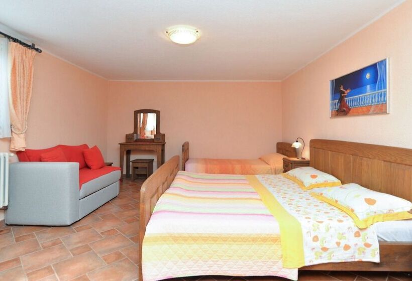 آپارتمان 1 خوابه, Apartments Valter 881