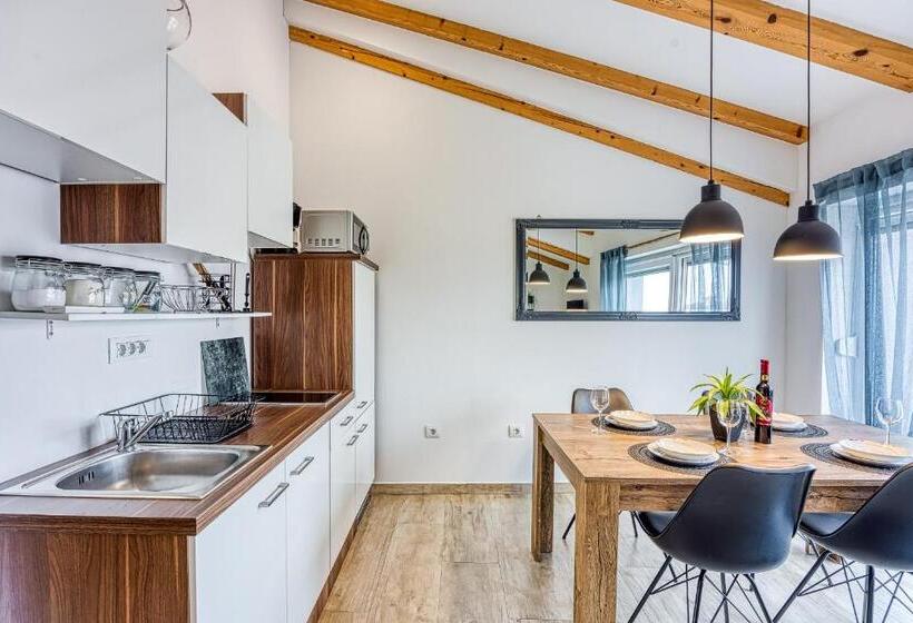 اتاق استاندارد, Apartments Mirjana Medulin