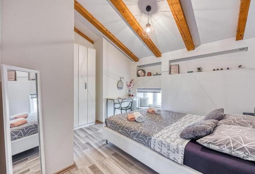 اتاق استاندارد, Apartments Mirjana Medulin
