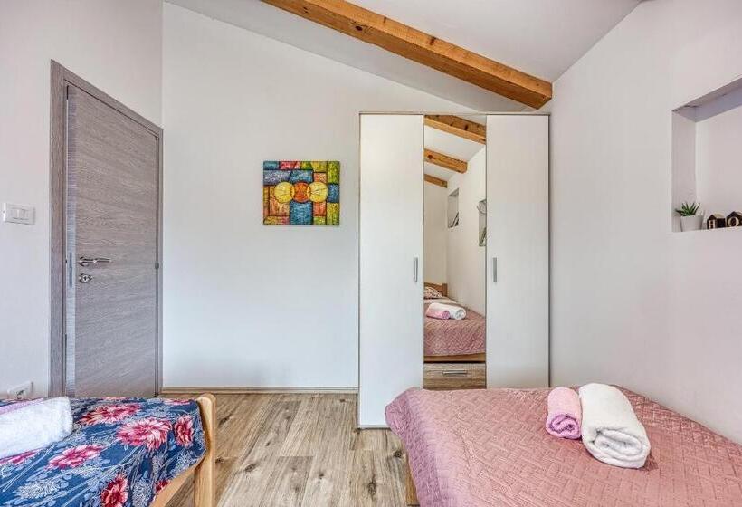 اتاق استاندارد, Apartments Mirjana Medulin