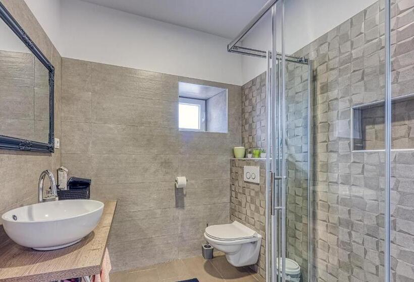 اتاق استاندارد, Apartments Mirjana Medulin
