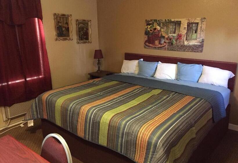 Стандартный Номер Кровать Кинг, Highland Court Motel