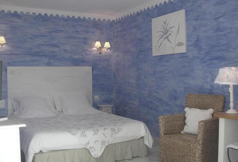 Номер Стандарт Вид на Горы, Clos Des Lavandes   Chambres Et Suites De Charme Climatisées Luberon