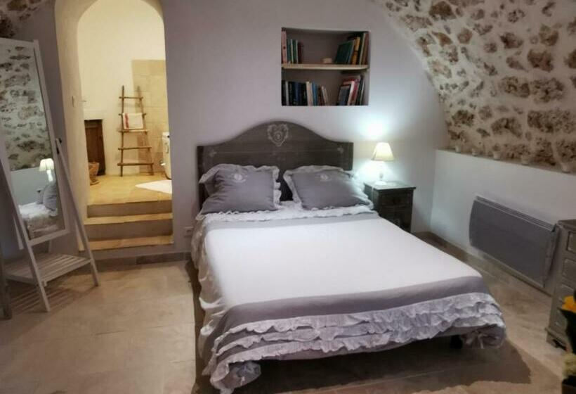 Номер Стандарт с Гидромассажем, La Bastide Du Capelier   Chambre D Hôtes