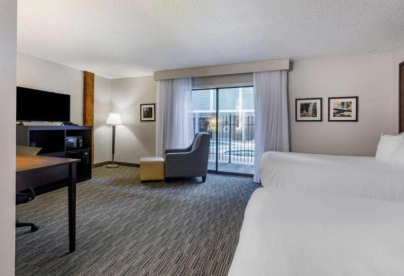 Номер Стандарт Вид на Бассейн, Best Western Plus Como Park