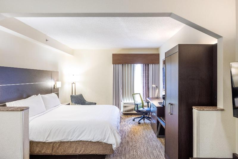 Люкс Кровать Кинг, Holiday Inn Express Hotel & Suites Fort Payne, An Ihg