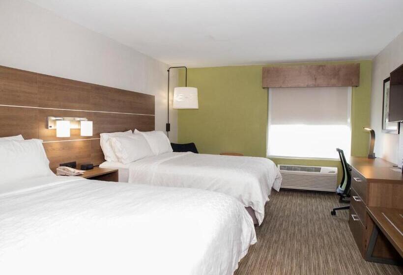 스탠다드 룸, Holiday Inn Express Hotel & Suites Madison, An Ihg