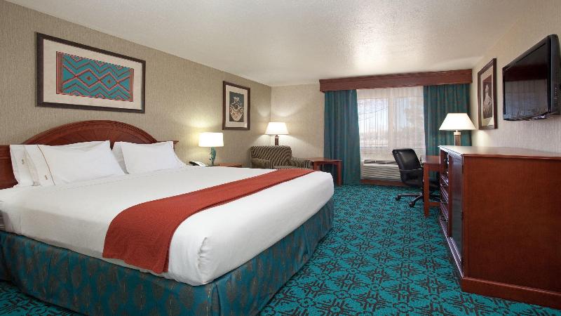Номер Стандарт Кровать Кинг Адаптированный для Инвалидов, Holiday Inn Express Mesa Verde Cortez, An Ihg