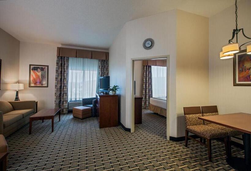 Family Suite, Holiday Inn Express Meadville , An Ihg