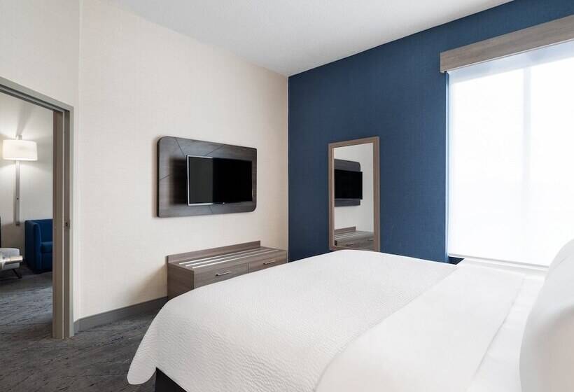 Люкс, Holiday Inn Express Meadville , An Ihg