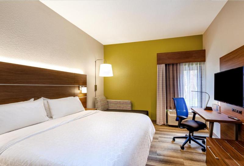 Стандартный Номер Кровать Кинг, Holiday Inn Express Tampa Brandon, An Ihg
