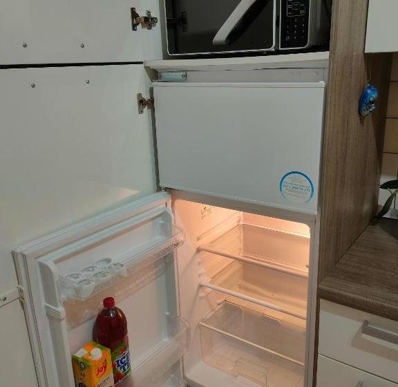 استودیوی استاندارد, The Nice Dreams Studio Apartment