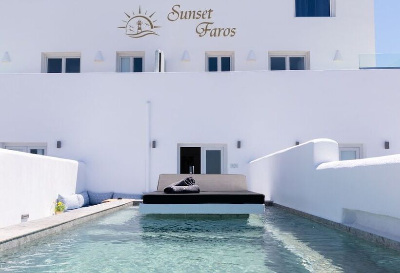 Deluxe Suite Sea View, Sunset Faros