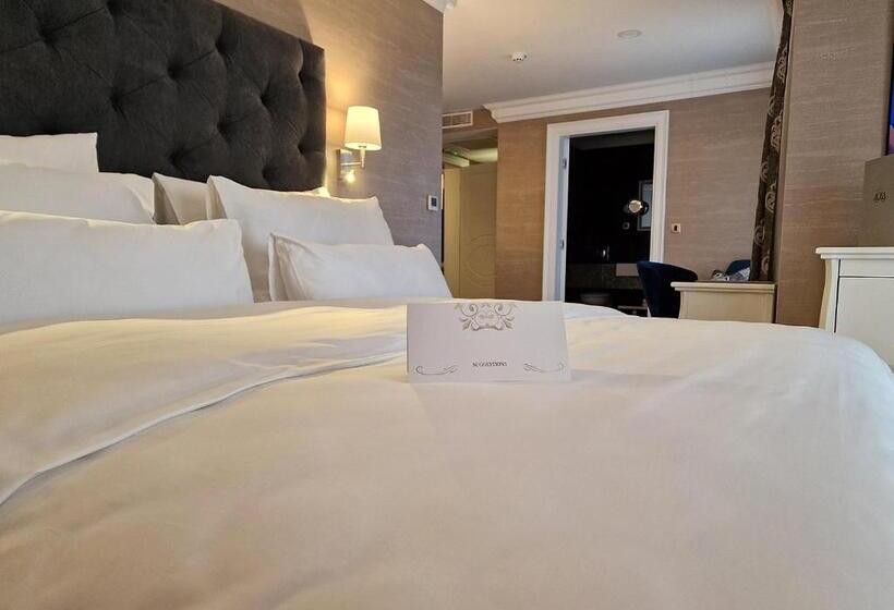 Полулюкс Повышенной Комфортности, Boutique Hotel Bora & Villas Garamm
