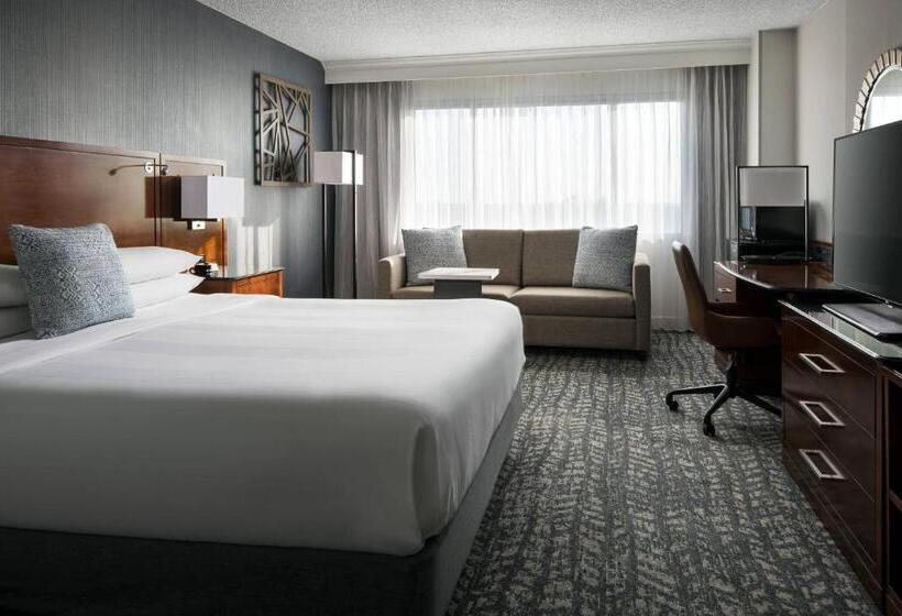 חדר סטנדרט עם מיטת קינג, Bakersfield Marriott At The Convention Center