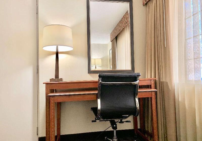 스위트 킹사이즈 침대, Best Western Springfield