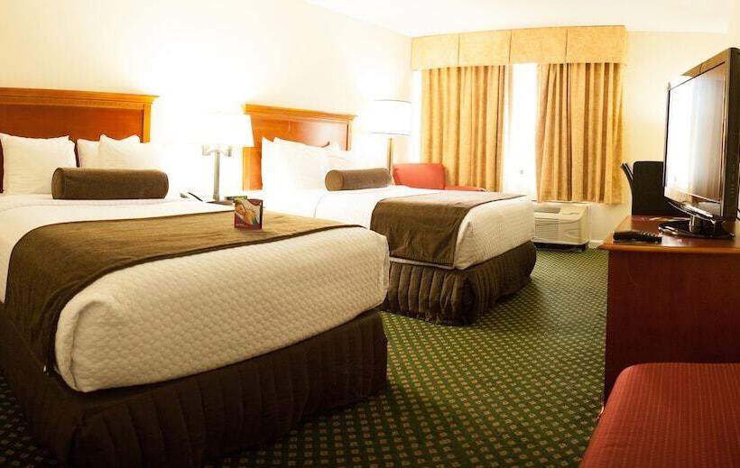 Номер Стандарт 2 Двуспальные Кровати, Crowne Plaza Hotel Hickory, An Ihg