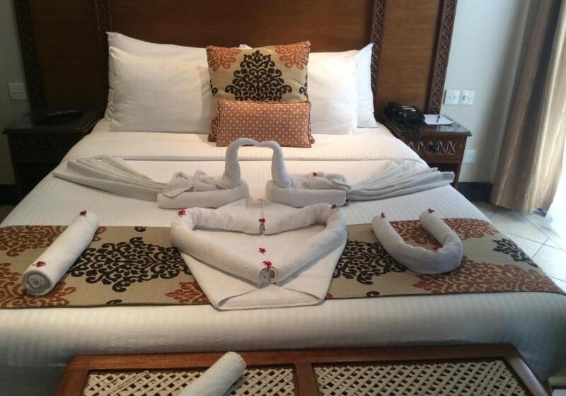Номер Стандарт, Crowne Plaza Hotel Hickory, An Ihg
