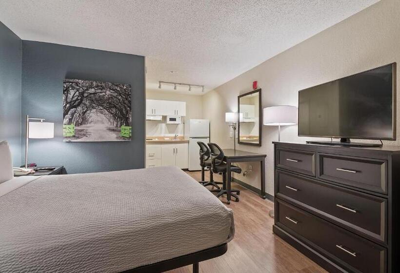 标准工作室, Extended Stay America Suites  Miami  Airport  Blue Lagoon