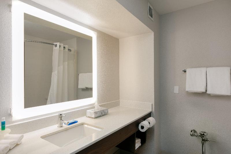 חדר סטנדרט, Holiday Inn Express & Suites Milton East I 10, An Ihg