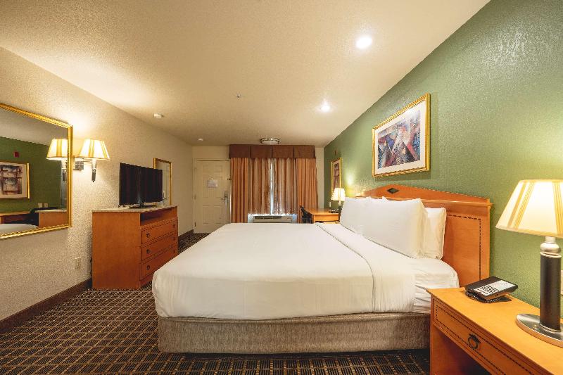 Стандартный Номер Кровать Кинг, Surestayplus Hotel By Best Western San Jose Central City
