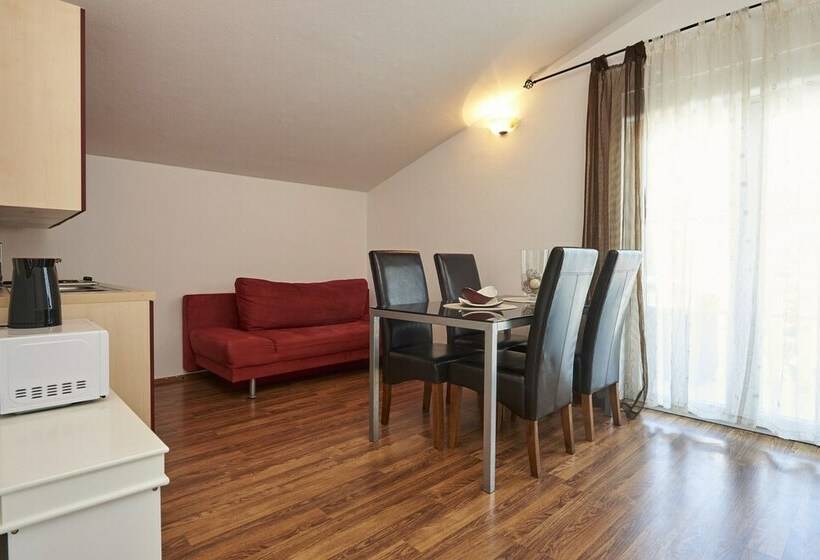 Apartament Comfort 1 Dormitori, Apartmani Knezovic