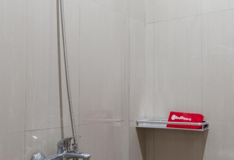 Люкс, Reddoorz Syariah Plus Near Trans Studio Cibubur