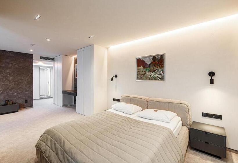 3 Bedroom Suite, Hvoya Apart Hotel & Spa