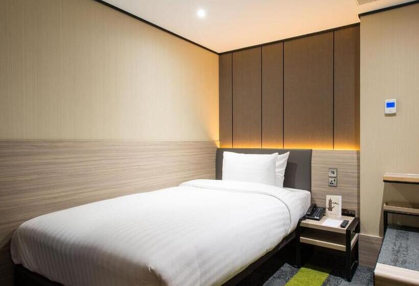 اتاق استاندارد یک نفره, Aerotel London Heathrow, Terminal 2 & Terminal 3