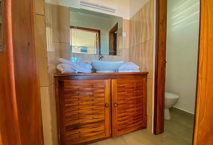 اتاق استاندارد با چشم‌انداز دریا, Orangea Beach Resort