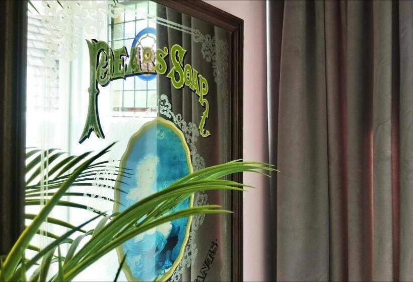 스탠다드 룸 킹사이즈 침대, Little Robin Bed And Breakfast
