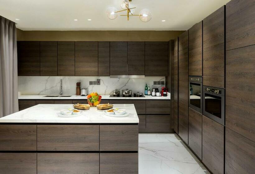 1 Bedroom Penthouse Apartment, Millennium Place Barsha Heights Hotel Apartments