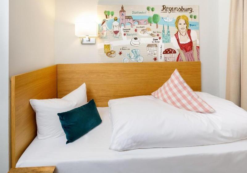اتاق لوکس سه تخته, Mekong Gia Lai Hotel   Me Kong Pleiku