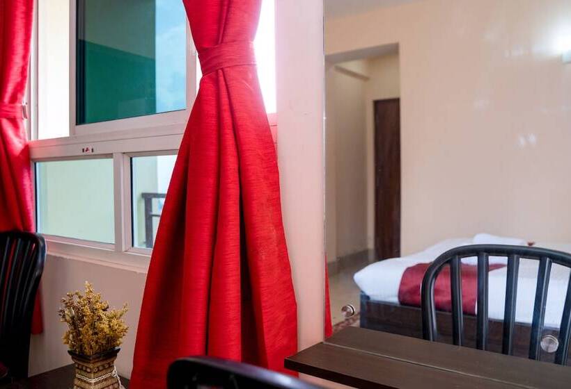 اتاق اجرایی, The Bankhim Residency Gangtok