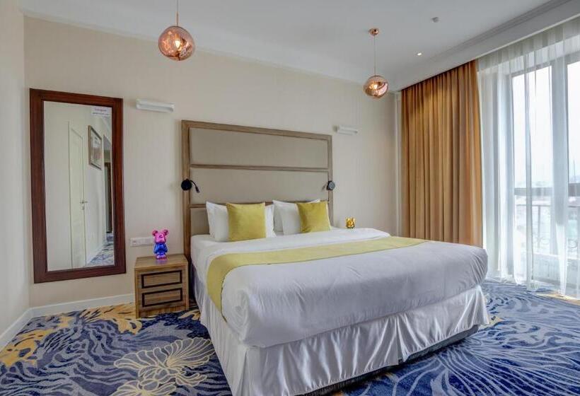 استودیو استاندارد با چشم‌انداز, Garden Hotel & Spa