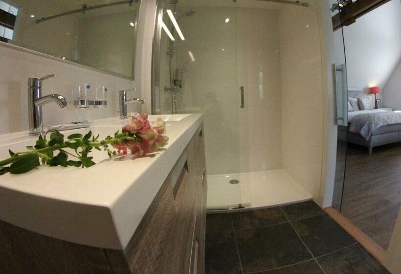 سوییت, In De Witte Dame Hotel Bar Kitchen Apartments
