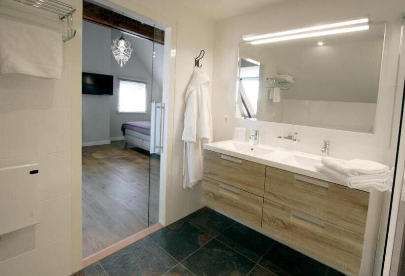 سوییت, In De Witte Dame Hotel Bar Kitchen Apartments