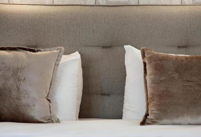 اتاق استاندارد یک نفره, In De Witte Dame Hotel Bar Kitchen Apartments