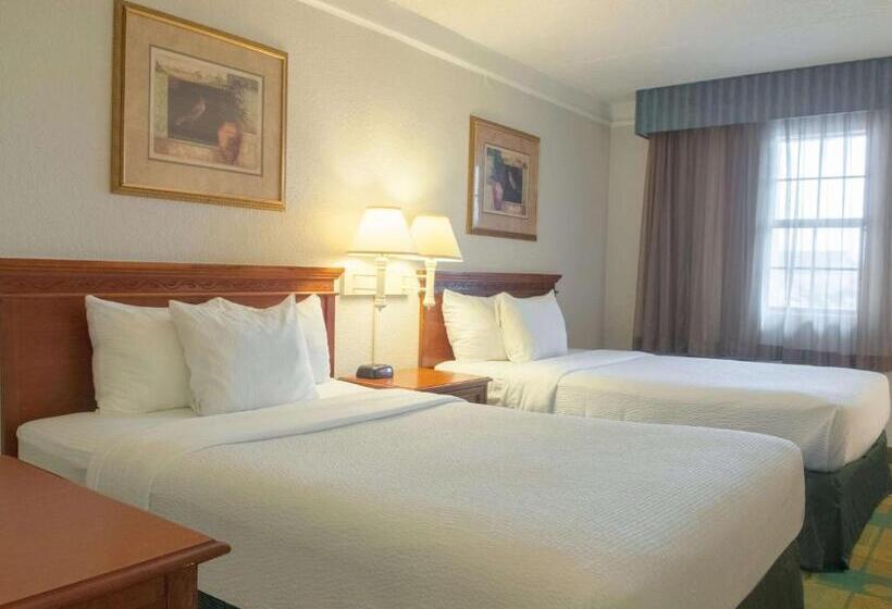 Номер Deluxe, La Quinta Inn By Wyndham New Orleans Veterans / Metairie