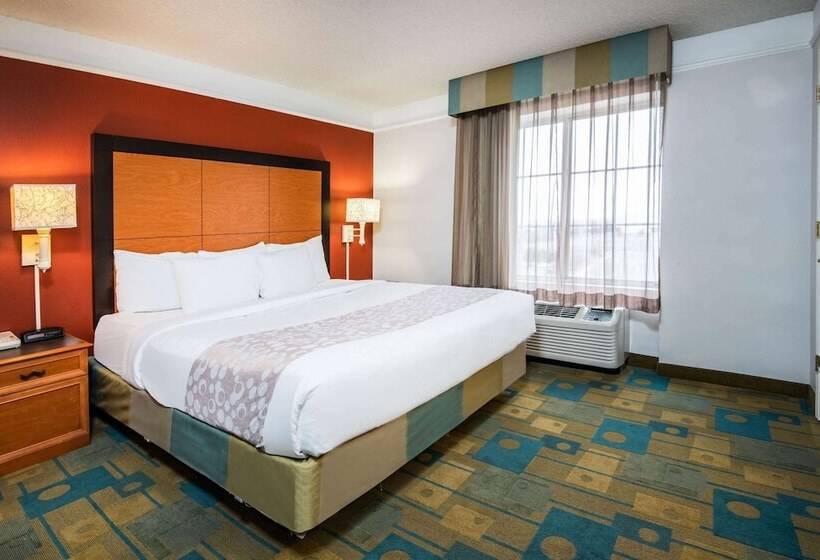 デラックスルーム, La Quinta By Wyndham Colorado Springs South Airport