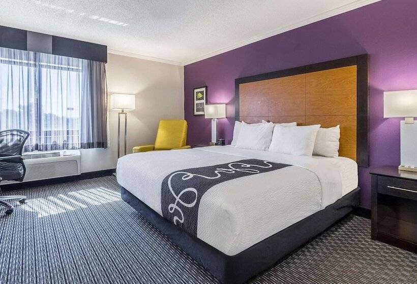 Номер Deluxe, La Quinta By Wyndham Phoenix Mesa West