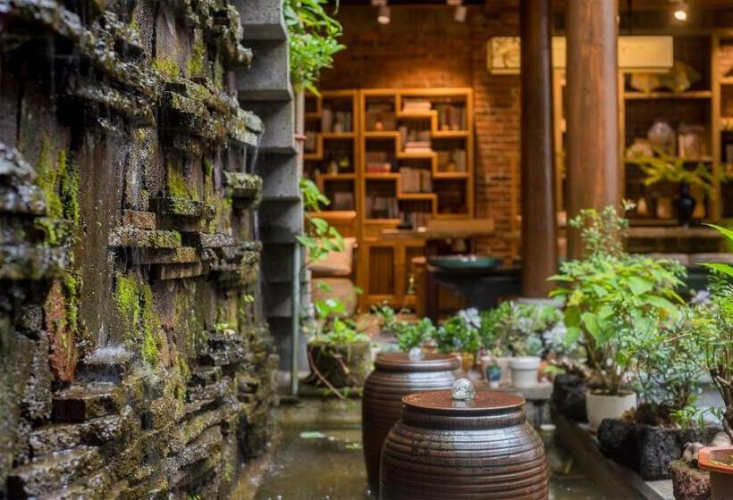 اتاق استاندارد با چشم‌انداز باغ, Floral Tengchong Mountain Residence